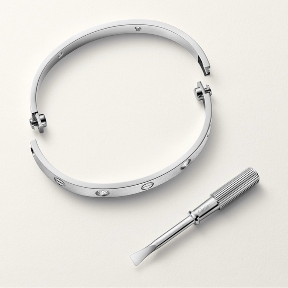 ❤️Silver Stainless Steel 18k gold plated Bangle Bracelet SZ 16cm - Picture 5 of 6